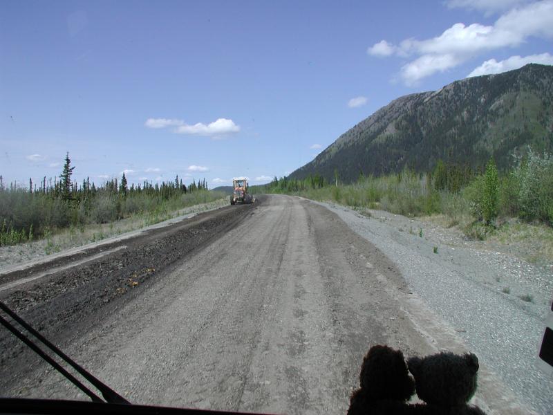 Stretch of bad road north of Whitehorse