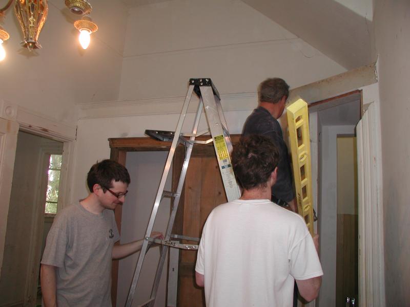 Resizing a door opening